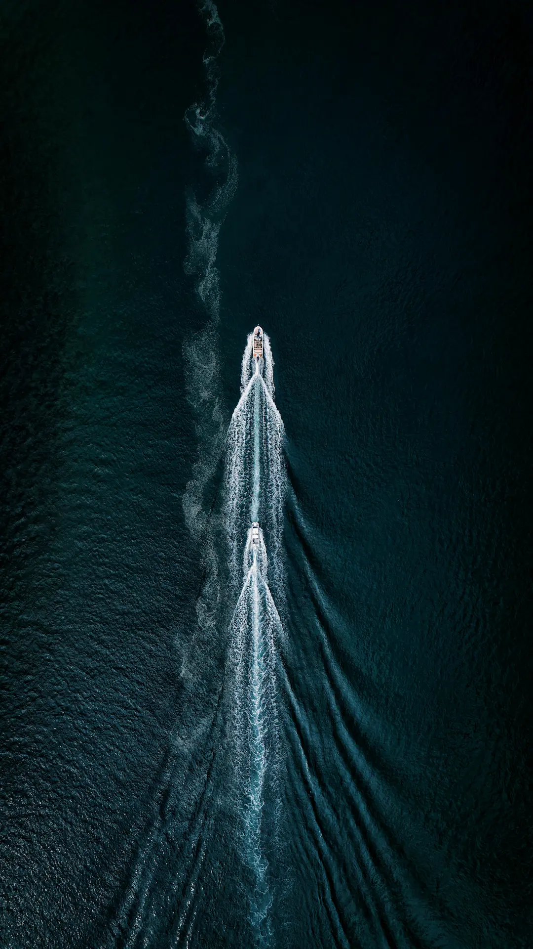 30ft precision speedboat — Tour Z Palawan